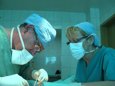 Praktyka Chirurgiczna lek. med. Artur Kućma | Wszywka Alkoholowa Esperal/Disulfiram | Detoks Odtrucie Alkoholowe Ozonem